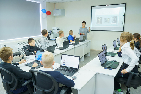 В 24 школах Ивановской области открыли «Точки роста»
