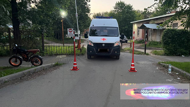 В Иванове скорая помощь сбила велосипедиста