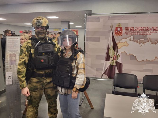 В Иванове росгвардейцы приняли участие в ярмарке вакансий