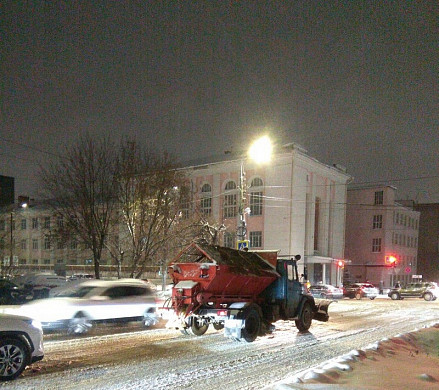За ночь для обработки улиц в Иванове было использовано почти 800 тонн реагентов