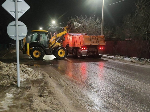 За ночь с ивановских улиц убрали 240 кубометров снега