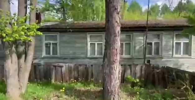 Прокуратура проверяет ветхий дом, который ждет расселения 20 лет