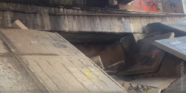 В Шуе разрушено основание одной из опор моста через Тезу
