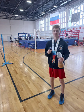 Ивановец Евгений Зырин выиграл финал Первенства ЦФО по боксу 