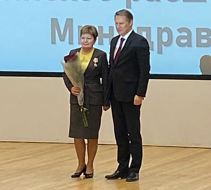 Министр здравоохранения вручил Орден Пирогова врачу из Ивановской области 