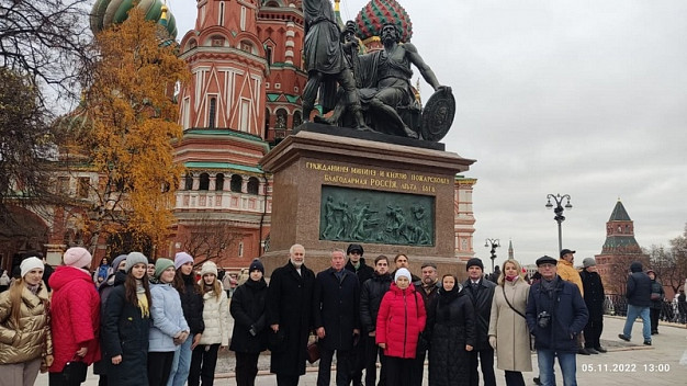 Ивановцы с иконой, мечом и знаменем прошли по пути Смуты