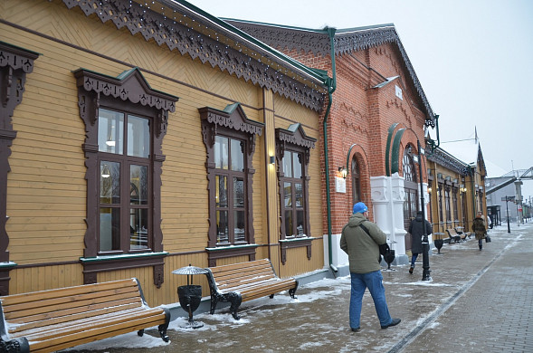 На экскурсии в шуйском музее Бальмонта побывали главы городов и районов области