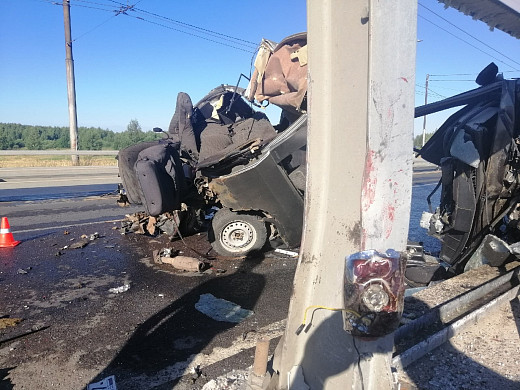 Автомобиль превратился в груду железа в жестком ДТП в Ивановском районе