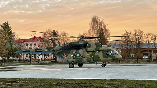 Пациента из Иванова экстренно эвакуировали в Москву военным вертолетом МИ-8