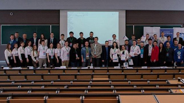 «Огни святого Эльма» из Иванова «зажгли» на международном инженерном чемпионате