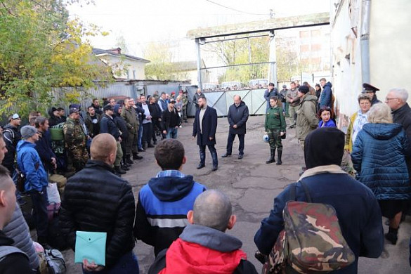 В Иванове проводили первую группу мобилизованных