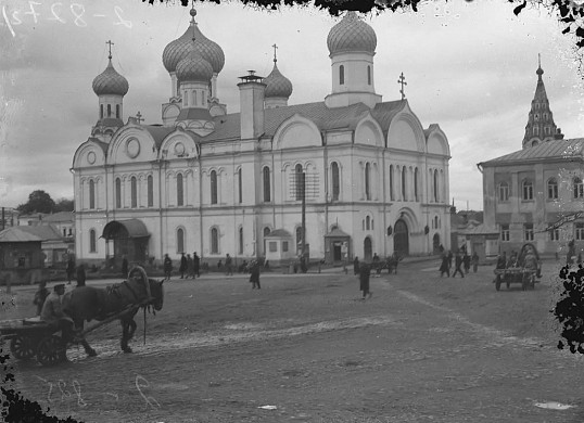 Город, который мог стать столицей храмовой архитектуры. Что мы потеряли вместе с ивановскими шедеврами?