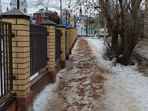 Администрация Иванова сообщает, где тротуары посыпаны песком 