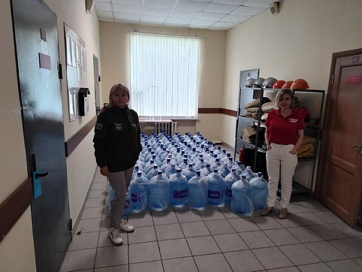 Ивановский Народный фронт передал бойцам СВО питьевую воду