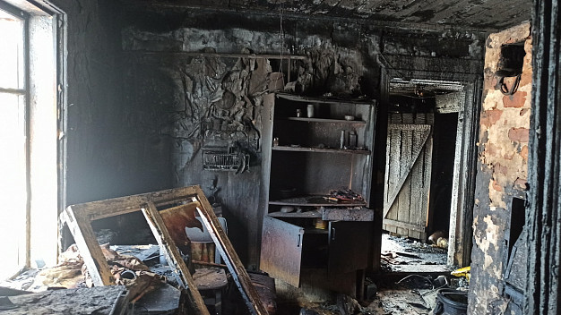В Южском районе на пожаре погиб человек