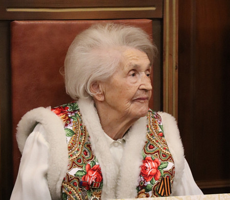  В Иванове ветеран войны отметила 100-летний юбилей 