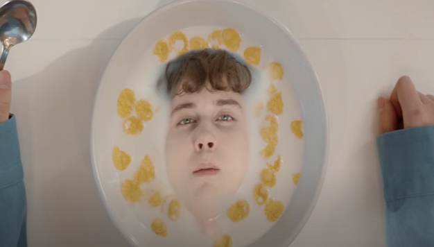 Клип 18-летнего кинешемца за три дня набрал на YouTube больше миллиона просмотров