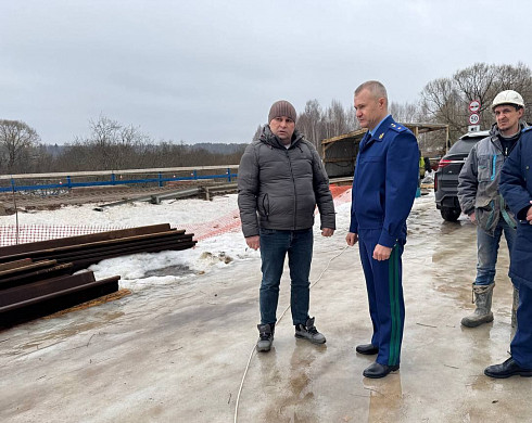 Мост через реку Добрица в срок не сдан