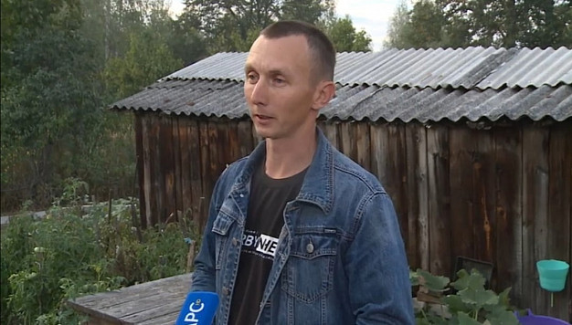 Отец и его 14-летний сын отстояли от лесного пожара деревню в Ивановской области