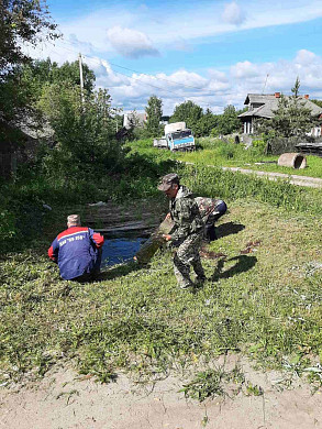 В Верхнем Ландехе углубляют противопожарные водоемы