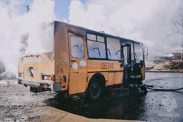  В Ивановской области сгорел школьный автобус 