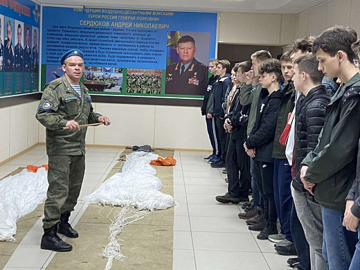 Ивановских старшеклассников призвали на военные сборы 