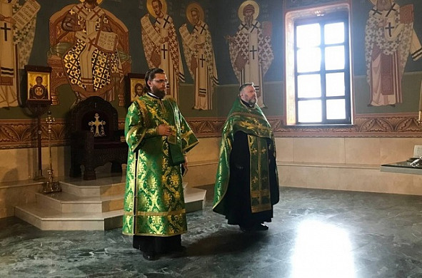 В канун Дня Святой Троицы  митрополит Иваново-Вознесенский и Вичугский Иосиф совершил всенощное бдение