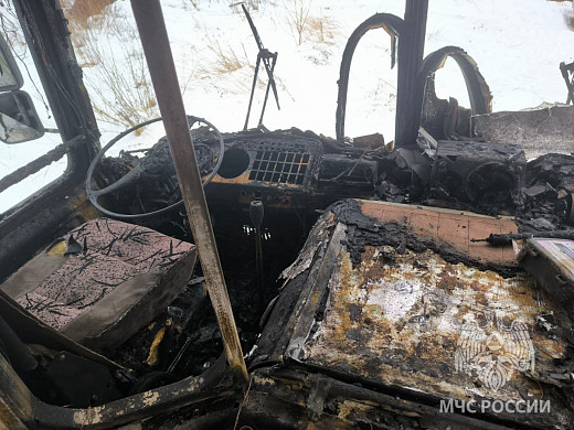 Утром в Кинешме сгорело 3 автобуса
