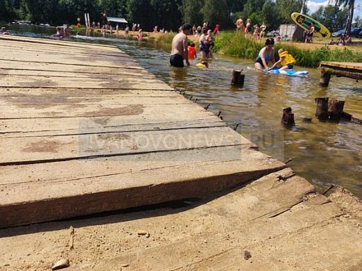 В Новых Горках отдыхающие всё лето купались в загрязнённом аммиаком озере