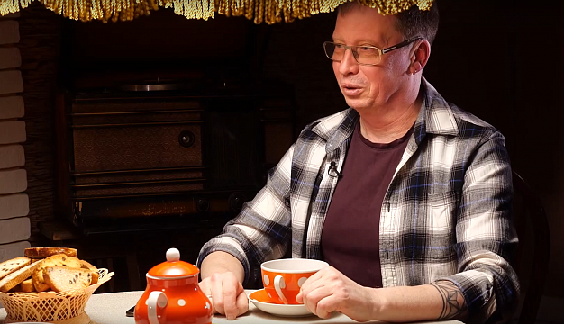  «Свои под абажуром». Алексей Машкевич: «Все лучшее - только через боль» 