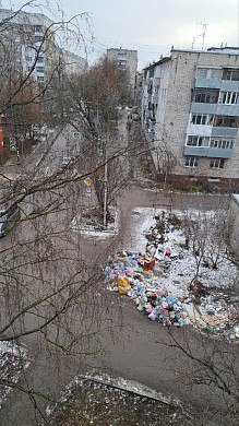 На месте контейнерной площадки образовалась стихийная свалка