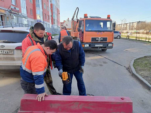 В Иванове начали прочищать ливневые стоки