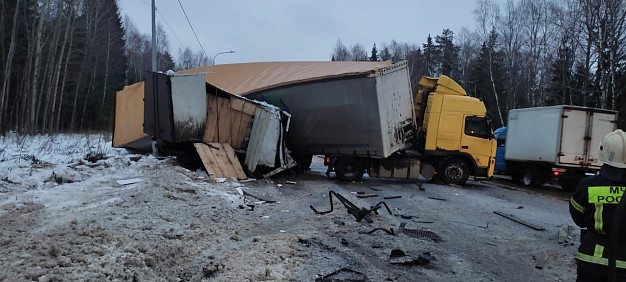 Водитель придавленной фурой «ГАЗели» погиб