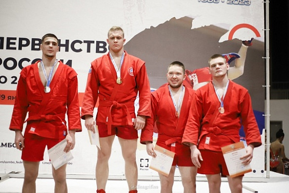  Ивановский самбист взял золото первенства России 