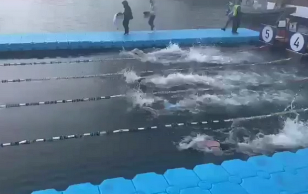 Зимняя пловчиха из Иванова установила новые рекорды мира
