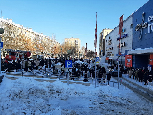 Эвакуация у Серебряного города в Иванове из-за пожара