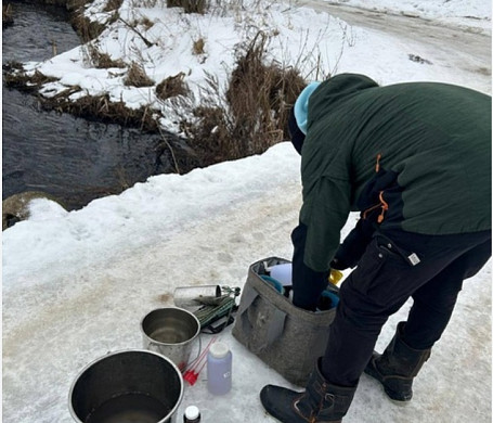 "Зеленые" провели отбор проб воды и воздуха в Родниковском районе