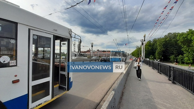 В Иванове троллейбусы почти два часа не ездили про проспекту Ленина
