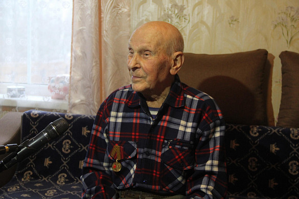  В Родниковском районе вручили памятную медаль ветерану Герману Головкину 