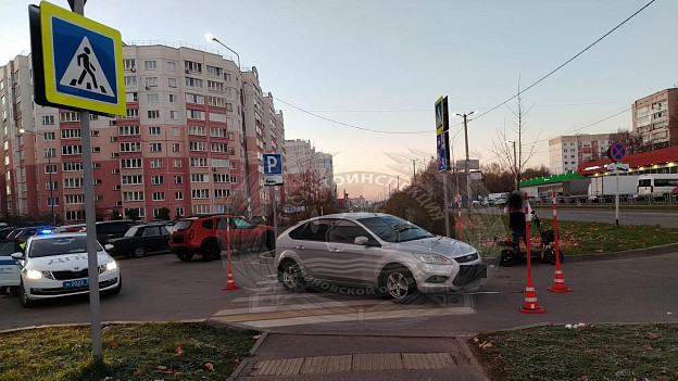 В Иванове «Форд» сбил 56-летнюю женщину на электросамокате