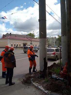 В Иванове демонтировали «опасный» столб 