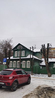 Рядом с музеем семьи Бубновых в Иванове изуродовали деревья