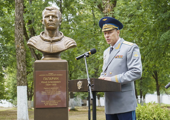 На Северном аэродроме открыли  Аллею Российской Славы