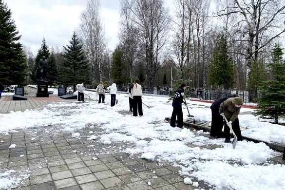 В Иванове начали приводить в порядок воинские мемориалы