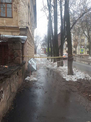 После падения льда на ребенка начата проверка в ивановской мэрии
