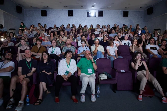 В Иванове состоялась мировая зрительская премьера фильма «Призрачно-белый»