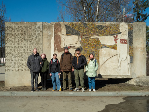 Со стелы «Дружба народов» в Иванове убрали плесень и лишайник