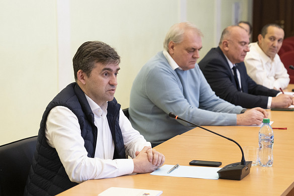 Губернатор провел встречу с представителями  национально-культурных объединений