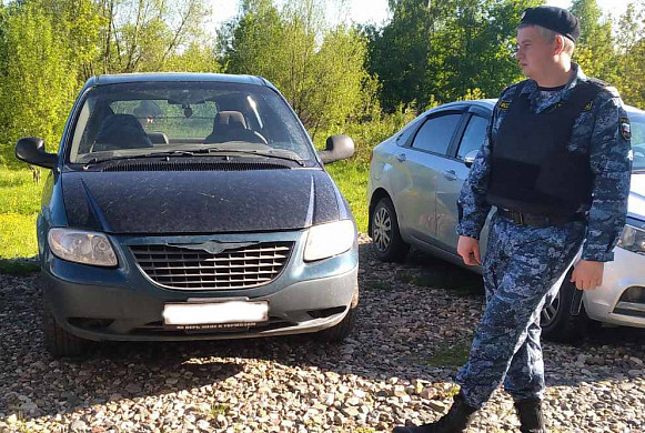 Ивановец, у которого забрали «Крайслер» из-за неуплаты алиментов, рассказал свою версию событий