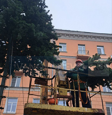  К выходным площадь Ленина в Иванове станет новогодней 